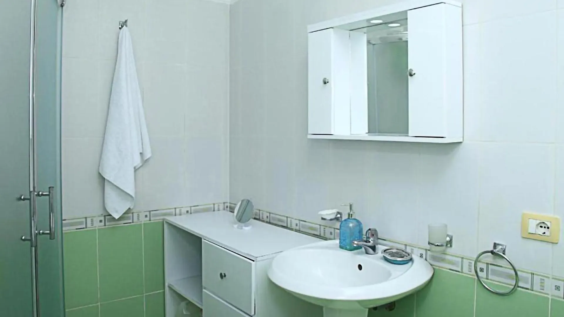 Apartament Edurres Terminal Aparment 10 0*,  Albania